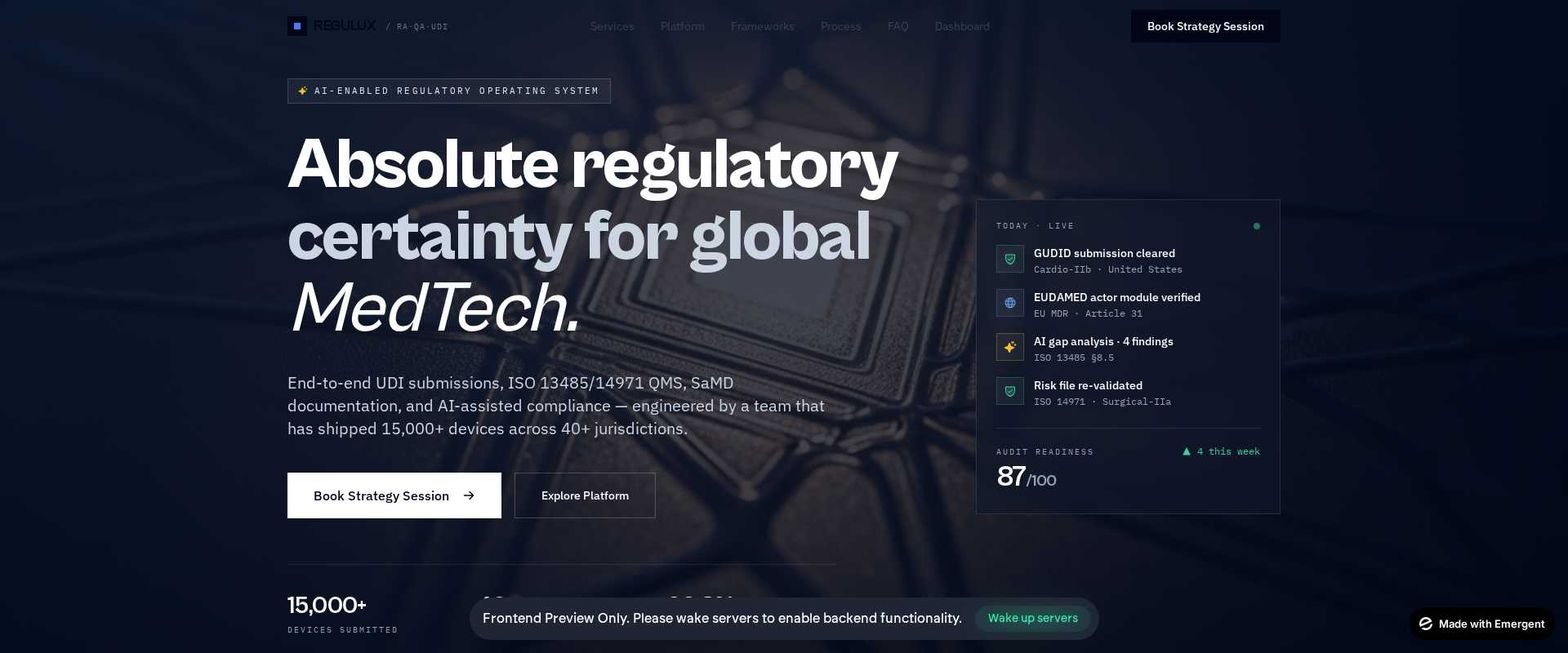 Panel de inteligencia artificial para análisis regulatorio